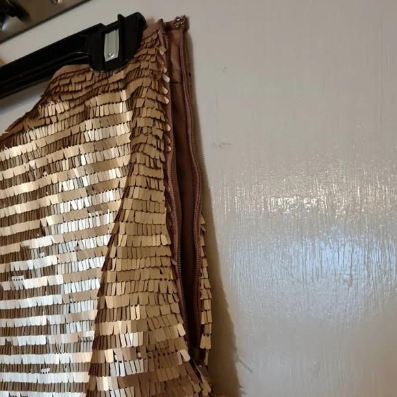 H&m side zip gold sequined skirt - Picture 5 of 5